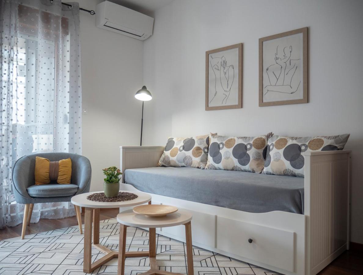 Cozy Studio Apartment Mila 波德戈里察 外观 照片