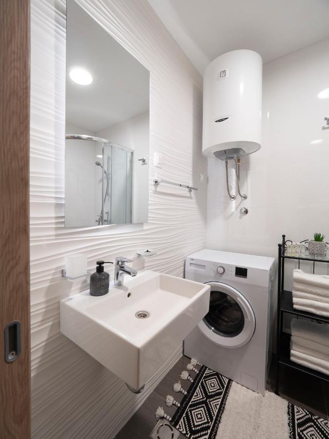 Cozy Studio Apartment Mila 波德戈里察 外观 照片